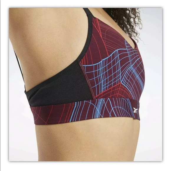 Reebok Womens Sports Bra TS Hero Strappy Tech Twist Padded Maroon Small Pullover - Picture 7 of 8
